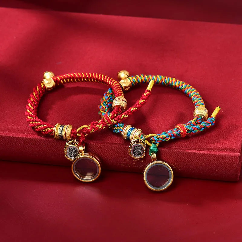 Tibetan Carved Zakiram Goddess of Wealth Charm Amulet Bracelet